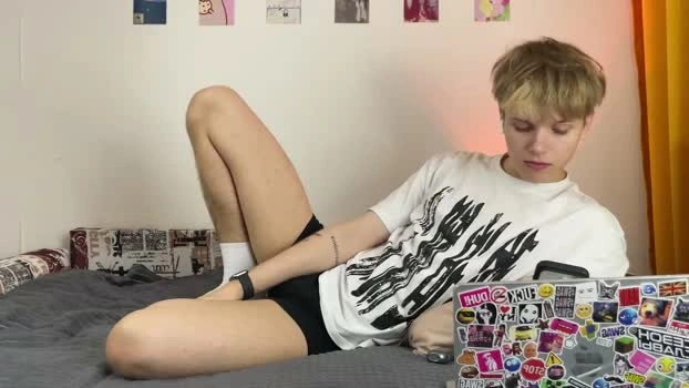 metratok 30-08-2026 Male cute hard Video