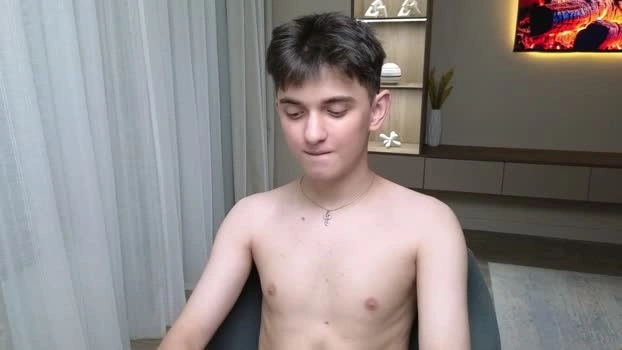 alexander_18_xxl 30-08-2026 Male amateur kinky Video