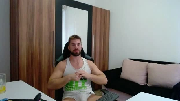 darius_94 01-09-2026 Male bigballs love Video
