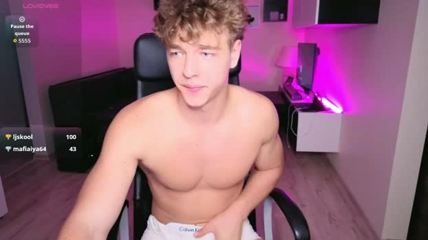 lukedesirable 31-08-2026 Male jerkoff Gay Video
