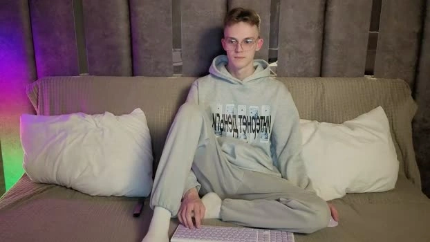 midnight_gospell__ 31-08-2026 Male play sweet Video