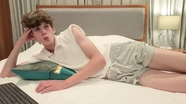 nickwoooster 31-08-2026 Male XXX lick Video