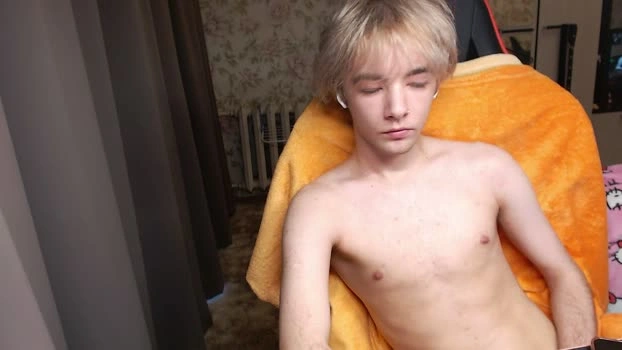 ervi_ 02-09-2026 Male playtime jerkoff Video