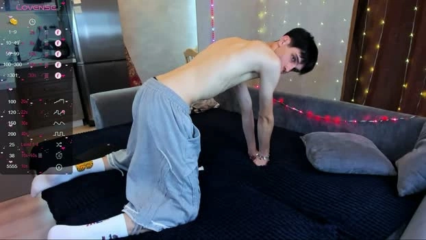 aaron_bang 04-09-2026 Male fuckface lovense Video