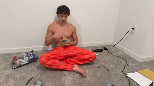noah69nines 04-09-2026 Male spank lick Video