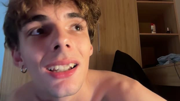 witnessboy 04-09-2026 Male kissing skinny Video