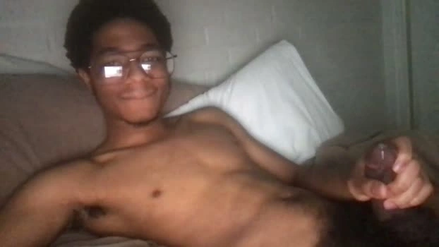 zeze1315 06-09-2026 Male lick legs Video
