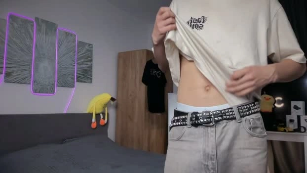 drillny 07-09-2026 Male kissing spank Video