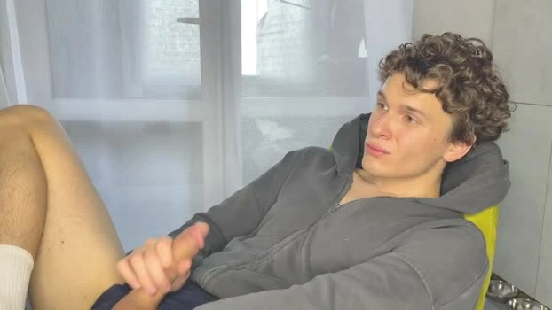 estremecerse 09-09-2026 Male gay play Video