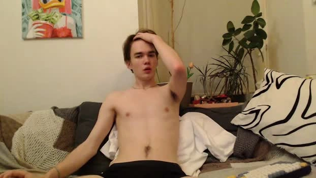 riley_pearson 08-09-2026 Male natural lick Video