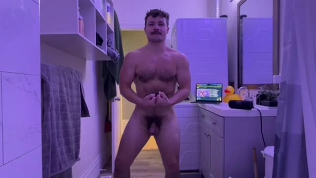 chadtitan 09-09-2026 Male play beauty Video