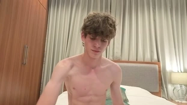 nickwoooster 09-09-2026 Male fingering Topless Video