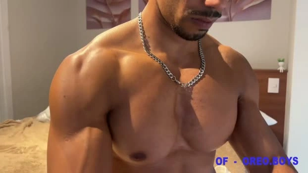 oreoboys 09-09-2026 Male show hot Video