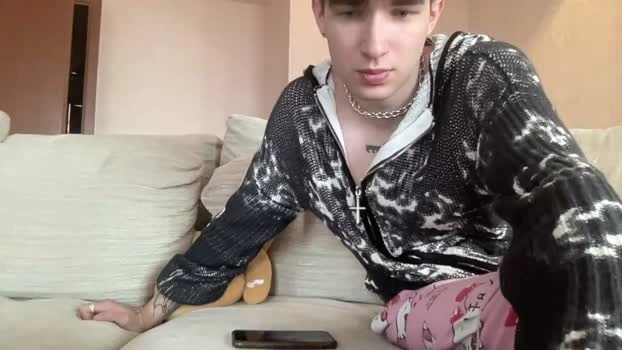 sweetieskitties 10-09-2026 Male bigtoys harddick Video