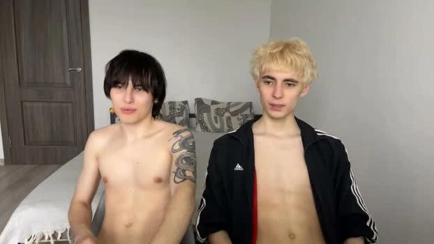 w1z1x 13-09-2026 Male handsome Webcam Video