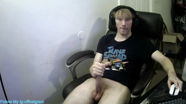 domohead0 14-09-2026 Male show love Video
