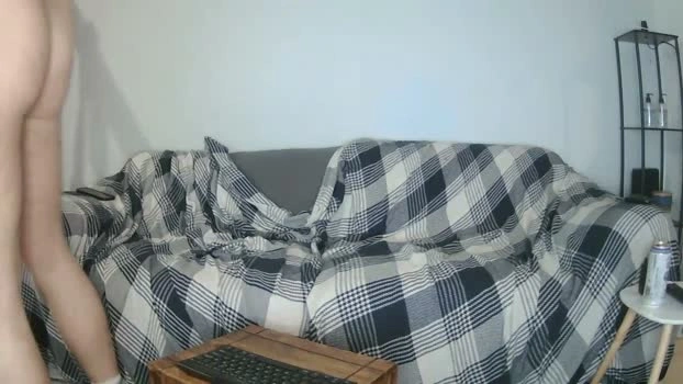 englishladxxx 13-09-2026 Male kiss suckshow Video