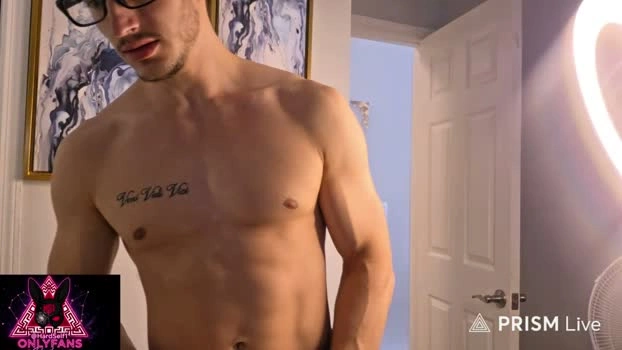 hardselfone 13-09-2026 Male kissing Porn Video