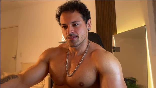 lucasfit24 13-09-2026 Male amateur fingers Video