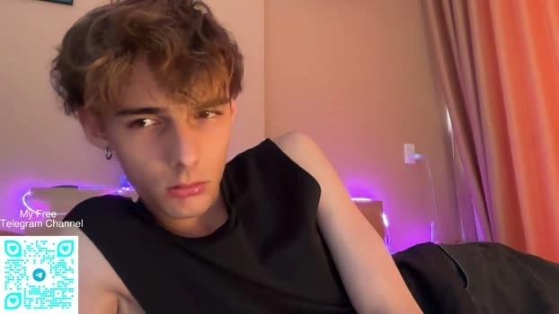 witnessboy 14-09-2026 Male kissing sexykitty Video