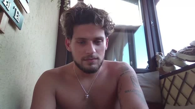 roberto_twink1 15-09-2026 Male bicurious bigtoys Video