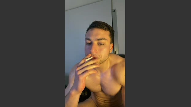 benicio03 16-09-2026 Male deep striptease Video