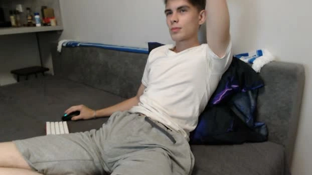 cute_oliver 15-09-2026 Male natural hardcock Video