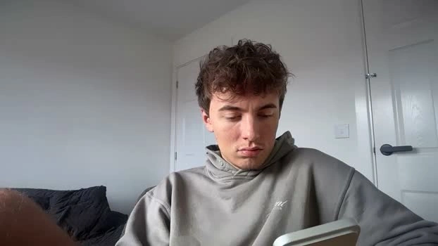 luciancrowe 16-09-2026 Male kiss skinny Video