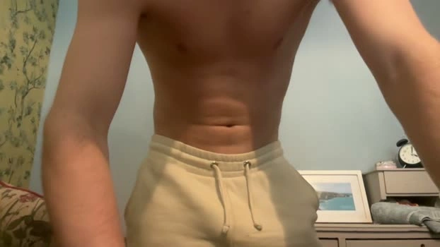 lukeh666 16-09-2026 Male wank Topless Video