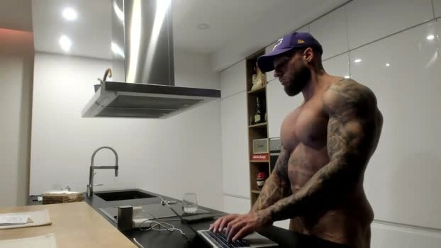 mealphamale 15-09-2026 Male big Naked Video