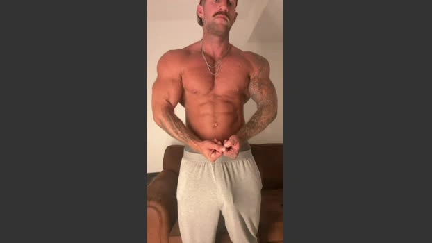 cadenhunterr 17-09-2026 Male strip Show Video