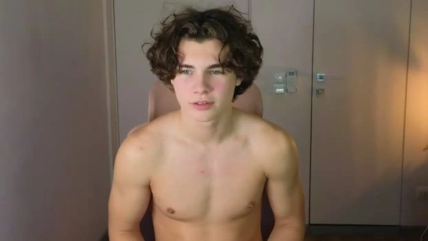 whiteskyy_ 17-09-2026 Male wank fuckher Video