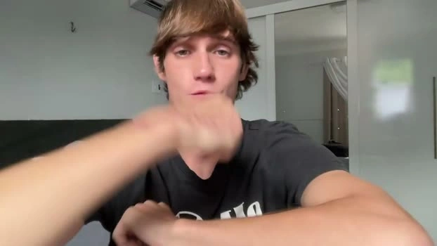mason_gallagher 17-09-2026 Male kissing natural Video