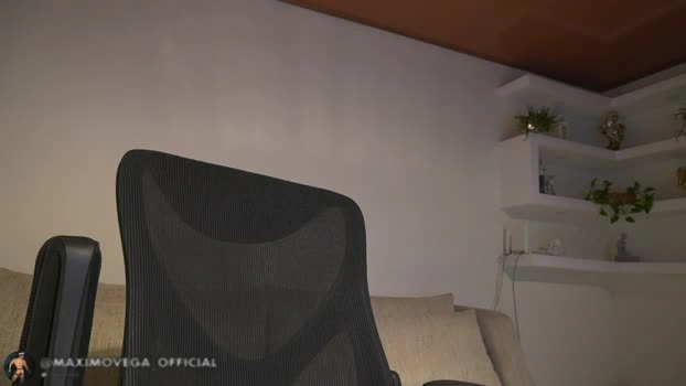 maximohoot 18-09-2026 Male fuckher ass Video