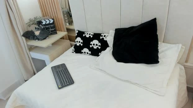 alan__brook 19-09-2026 Male sexyfeet playtime Video