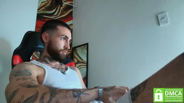 luke_davis01 18-09-2026 Male hot kiss Video