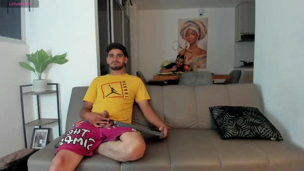 straight__friends 19-09-2026 Male Download gag Video