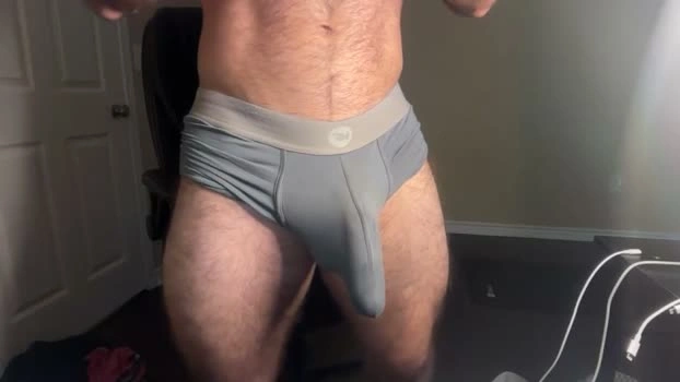 skylerflexes 19-09-2026 Male natural harddick Video