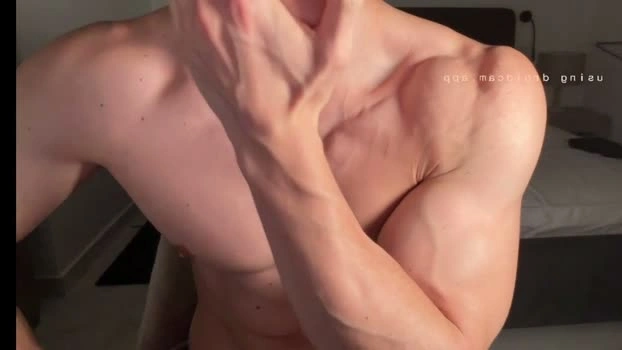 xoxxaxo 20-09-2026 Male Show naked Video