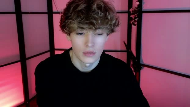 curly_twinkboy 21-09-2026 Male analtoy nasty Video