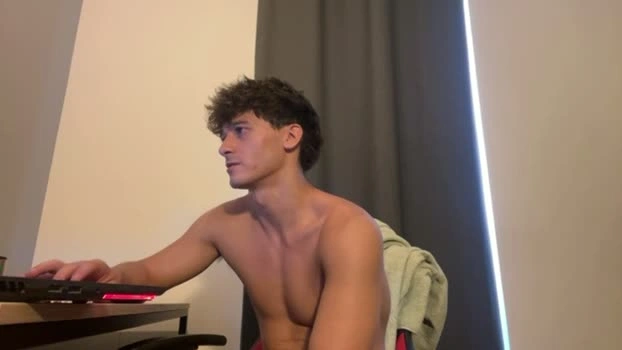 vincentprice69 20-09-2026 Male lick jerking Video