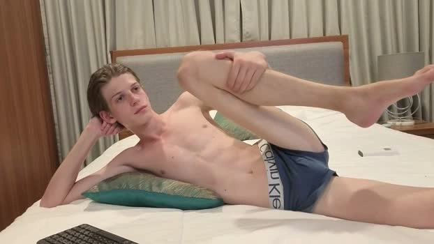 nickwoooster 21-09-2026 Male love nude Video