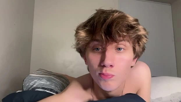 jay_playz 23-09-2026 Male kiss blowjob Video