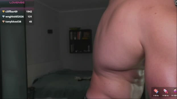 marcusdiamond 22-09-2026 Male kissing analtoy Video