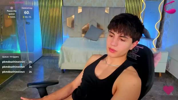 kyler_tay 24-09-2026 Male big play Video