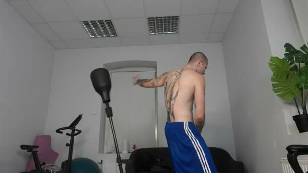damien_dallas 25-09-2026 Male kiss naked Video