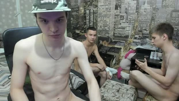 m0untaindew 25-09-2026 Male moan fuckass Video