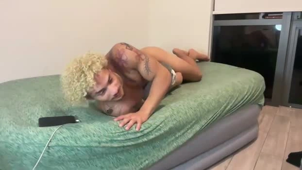 kingzosh 15-10-2026 Male jackoff sexyfeet Video