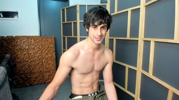 simon_lola 15-10-2026 Male deepthroat cute Video