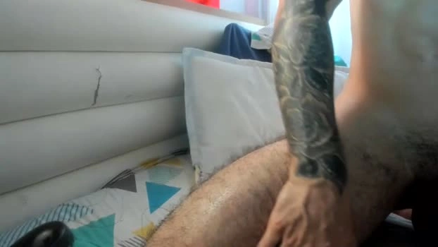 austin1119a 16-10-2026 Male kissing sexybody Video